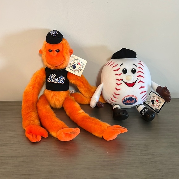 Other - 2001 Vintage Met Stuffed!